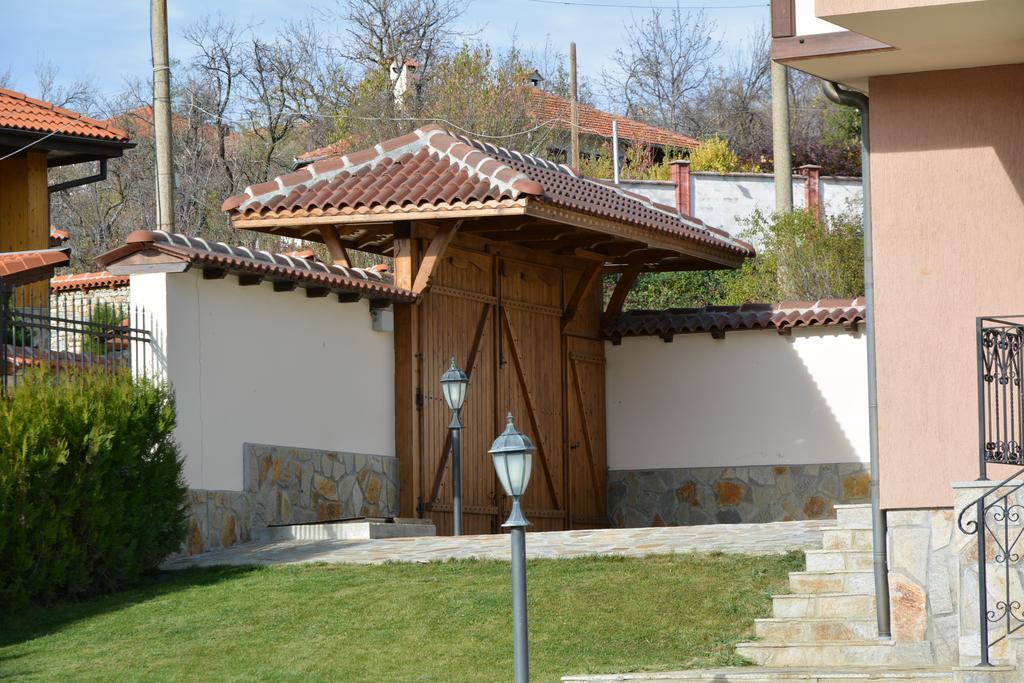 Hotel Sinabovite Houses Badevtsi Exterior foto