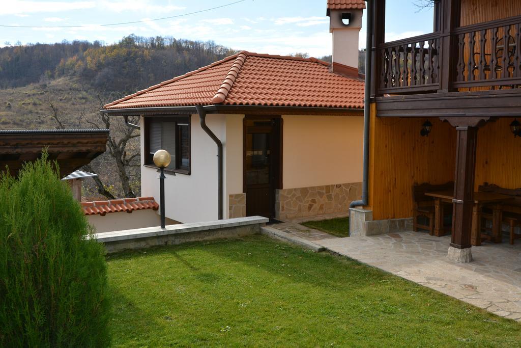 Hotel Sinabovite Houses Badevtsi Exterior foto
