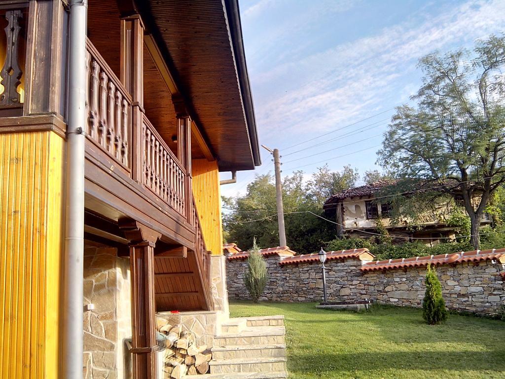 Hotel Sinabovite Houses Badevtsi Exterior foto