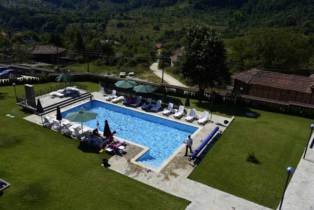 Hotel Sinabovite Houses Badevtsi Exterior foto